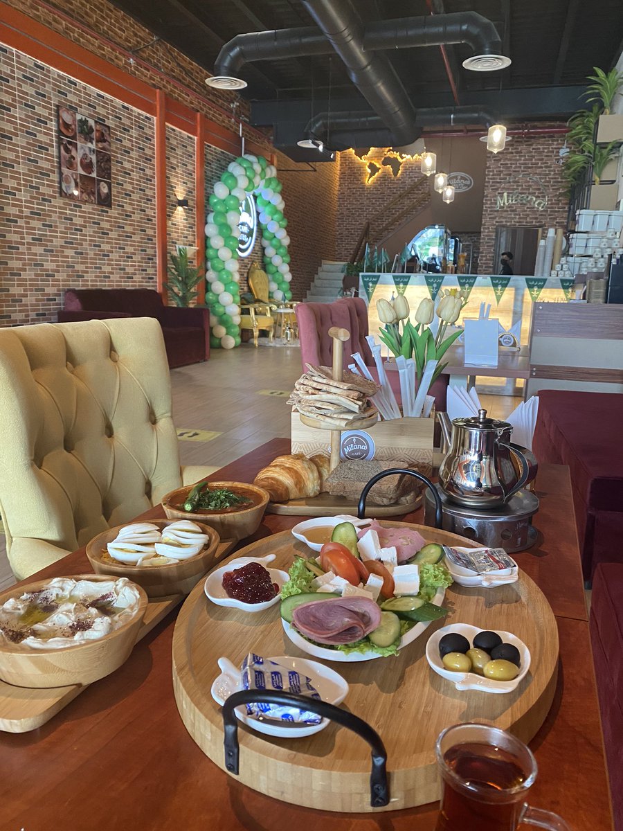 nolh1402's tweet photo. تشرفت بدعوة كريمة من ميلانا كافيه
• التصنيف : عائلات | افراد 
• الجلسات : داخلية|خارجية
• الاسعار :  متوسطه
• البارتشن :✅
• الموسيقى ❎مكان جميل جداً هادي رايق والخدمه ممتازه 
📍طريق الثمامة https://t.co/OvAbHBIvmw
