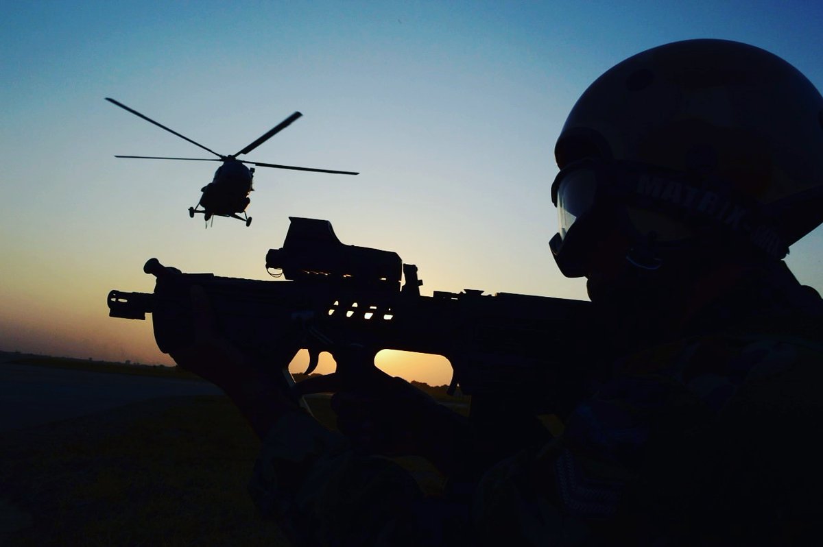 DefenceInsight_'s tweet image. GARUD COMMANDO 🇮🇳❤️🇮🇳
.
#indianairforce #iaf #garudcommandos #Jaihind