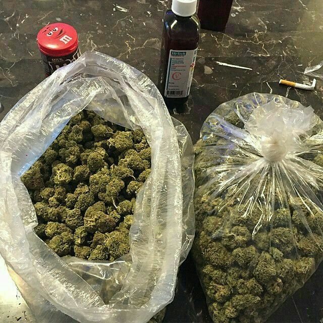 VladimirWeed's tweet photo. Livraison rapide et discret 35min maxi
À partir de 100balles
Télégram : @vladimirweed20
Snap: Vladimirweed20

#instacannabis #puffpuffpass #frannabis #weedfrance #weedstagram #I #mdrr #drole #marrant #humour #blaguefrancaise #joinville #Emmys #innovation #drogue #diy #shit https://t.co/IZsjLqHySy