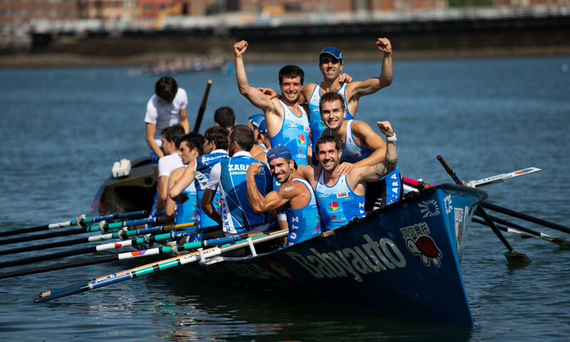 Los chicos de Enbata Zae han defendido su condición de equipo de máxima categoría en la playoff y junto con Tiran Pereira, han ganado su posición en la próxima @Eusko Label Liga. 
Nuestras Felicitaciones y agradecimiento por trabajar con nosotros
¡Aupa Enbata Zae!😊👏👏💪🔥