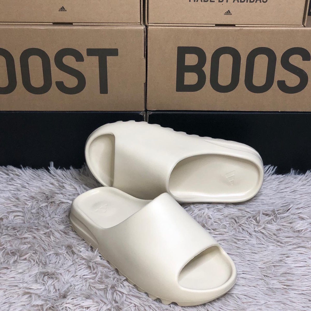 recklessmnl's tweet photo. Yeezy Slide BONE 
Sz 9 
Bnds

Price: 12,000
Pm/Dm us 📥
We shipped anywhere in the Philippines 🇵🇭 and COD within Metro Manila https://t.co/dCcYTObcCH
