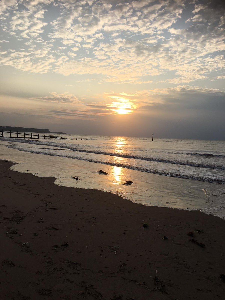 ChrissyMorris21's tweet photo. It was lovely morning for steps 🌅@StepsAvid #AvidSteps https://t.co/2AWVka0Ad7