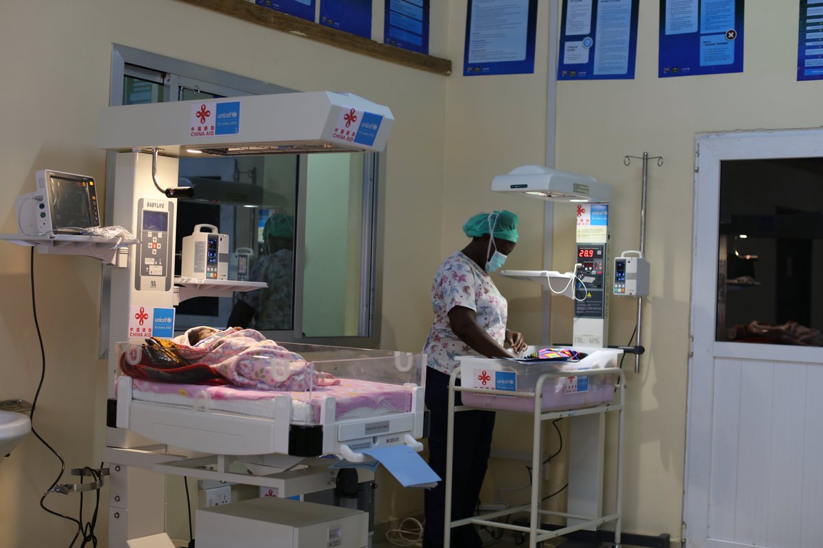 UNICEFSL's tweet photo. A Special Care Baby Unit has been unveiled at Kailahun District Hospital. This unit, which was set up by the Gvt. of Sierra Leone with support from Gvt. of China & UNICEF, will provide expert care for sick new-borns who require specialised equipment &support to save their lives. https://t.co/JnLFyWoTsJ