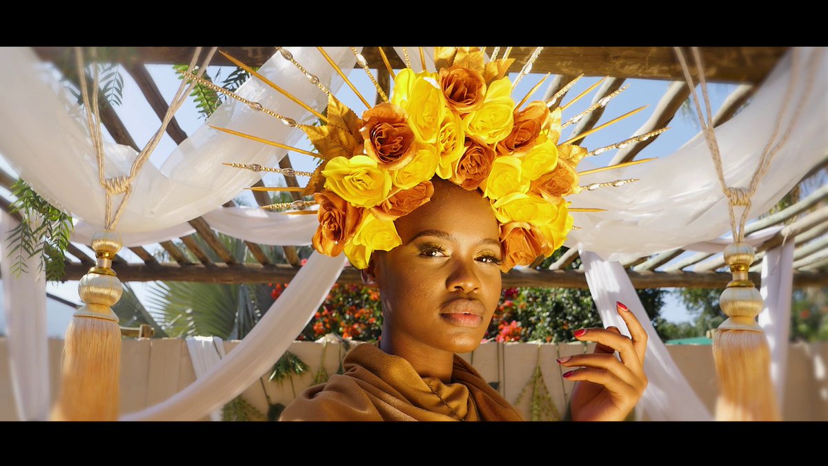 BoneBuzae's tweet photo. When I approach visuals these days, My #1 rule is "Make every frame look like a magazine cover".. Jordan Moozy "On You" video OUT NOW !!
 https://t.co/uS7gPpivMU https://t.co/yKG2DSf6UD