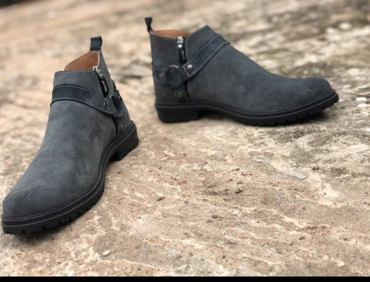 Iam_Slowp's tweet photo. Everyday Boots
Frame 1: Cowboy boots 
Frame 2: Chelsea boots
Frame 3: Ankle boots
Size: 40-47
Order via DM or Call:08062350552
Nationwide delivery 🇳🇬
Please retweet
Peruzzi / Noble / #AbujaTwitterCommunity https://t.co/scti5P63lY