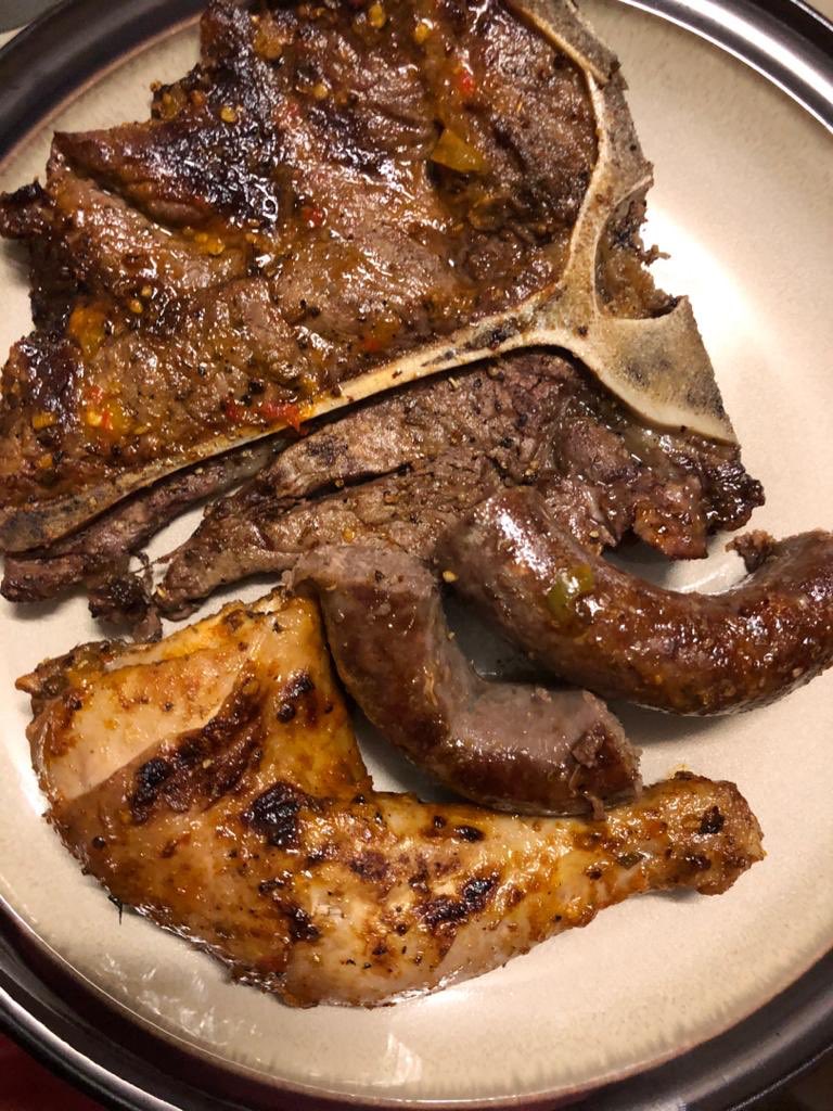 Yunblad's tweet image. @MusaMhlasi now that we have bagged that #OpenFireChallenge ya @The_Cookoff, ke tla leng apprenticeship?