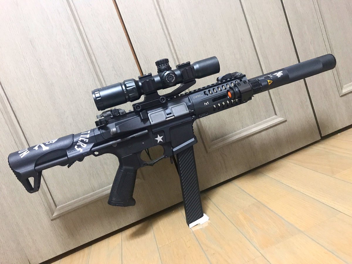 YOSHIZO_26's tweet photo. オープンドットサイトからショートスコープ(1.5-4x30BE)に変更!
#arp9 #arp9custom #pdw #ggarmament #airsoft #airsofter #airsoftgun #airsoftsports #airsoftjapan #サバイバルゲーム #サバゲー #サバゲー装備 #サバゲー初心者 #pipehittersunion #phu https://t.co/HyVhpaRN01