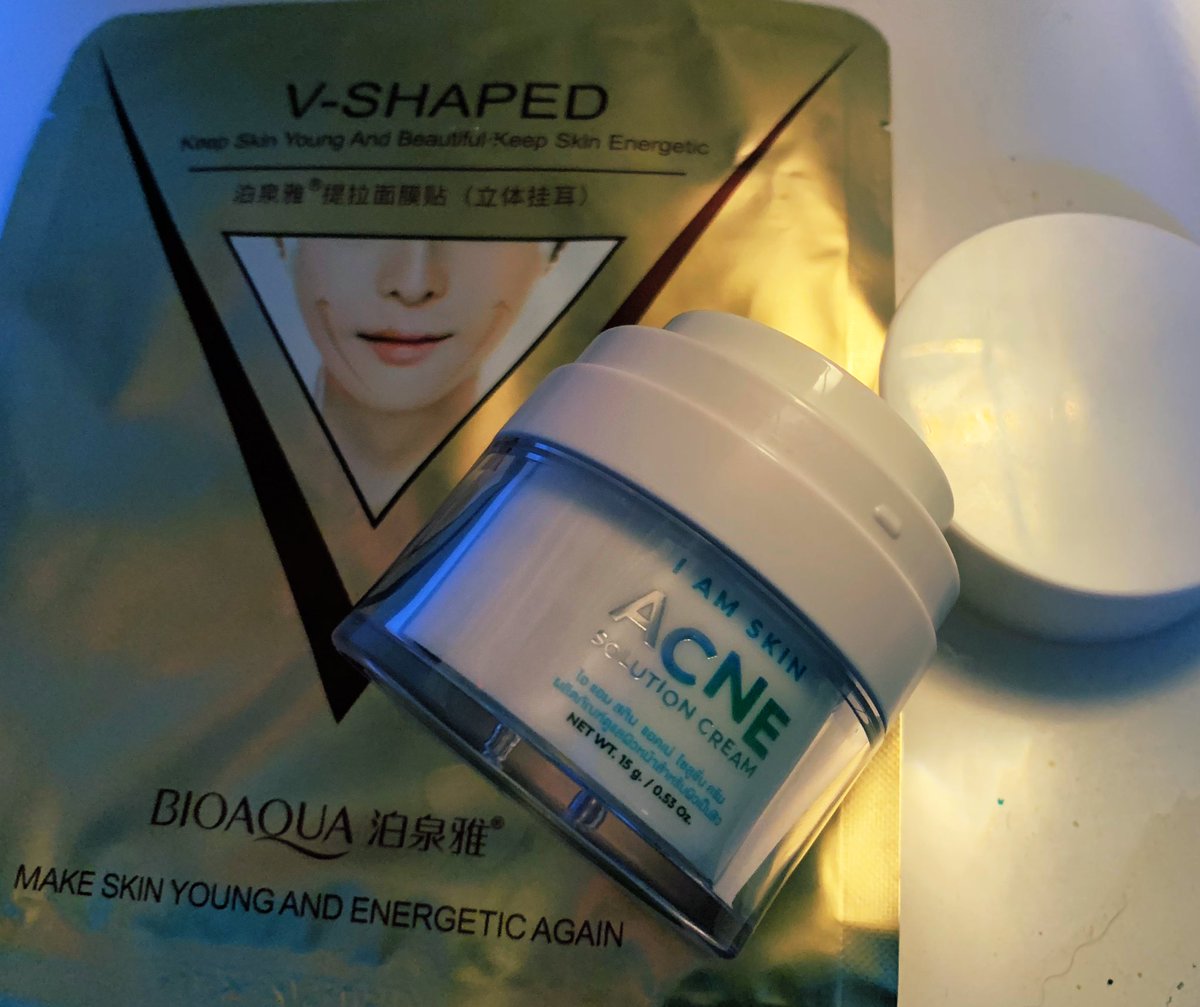 Gotopapa1's tweet photo. ทาครีม acne ลงบนหน้าเบาๆเเล้วตามด้วยมาคคือไม่คาดคิดมากหน้าดีขึ้นเบอใหญ่ โอ้ยสิวก็หายหมดเเล้วเกลี้ยงมาก มาบอกต่อความสวยเลยค่ะ วิธีนี้ได้จริงๆ #ครีมทาผิว #HowtoPerfect #KBankxBLACKPINK #acne #แม่คือแม่ #รีวิววนไป https://t.co/90V638Bka2