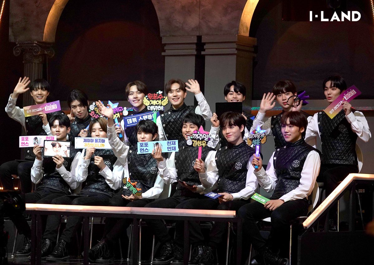 mnetiland's tweet photo. BEHIND PHOTO l <I-LAND> 파이널 생방송 최종회 무대  #2

그동안 <I-LAND>를 시청해 주신
글로벌 시청자 여러분 모두 감사합니다.

BEHIND PHOTO l <I-LAND> Final Episode performance #2

Dear global audience, thank you for watching <I-LAND>

#Mnet #ILAND #I_LAND #아이랜드 #BehindPhoto https://t.co/AmGcRBWsMY