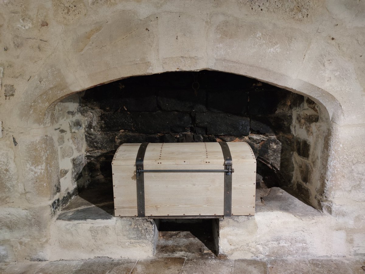 PnCevennes's tweet photo. 🎇 La malle temporelle est arrivée !

Vous souhaitez envoyer un message aux habitants du @PnCevennes de 2070?

📲 #50ansPNC
📧 50ans@cevennes-parcnational.fr
📬Parc national des cevennes - Malle temporelle - 6 bis Place du Palais 48400 Florac https://t.co/vATkSUPJTa