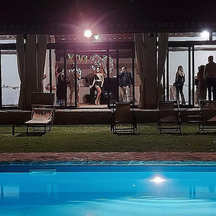 #partytime #piscina #rarecocktails #musica #eventi #divertirsi