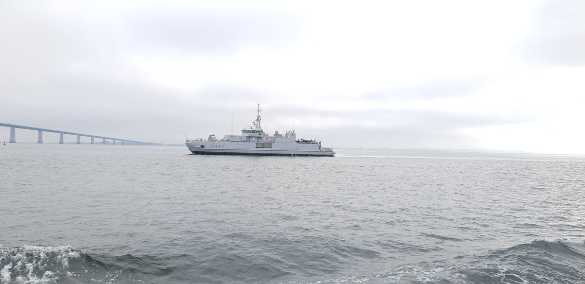 RonaldWester80's tweet photo. En het weekend is weer voorbij gevlogen. Vertrokken uit Korsør (DK) via de storebaeltsbroen naar een nieuwe week met oa mijnenjacht. @kon_marine @SNMCMG1 @C_SDAM https://t.co/2kU9gxiPjR