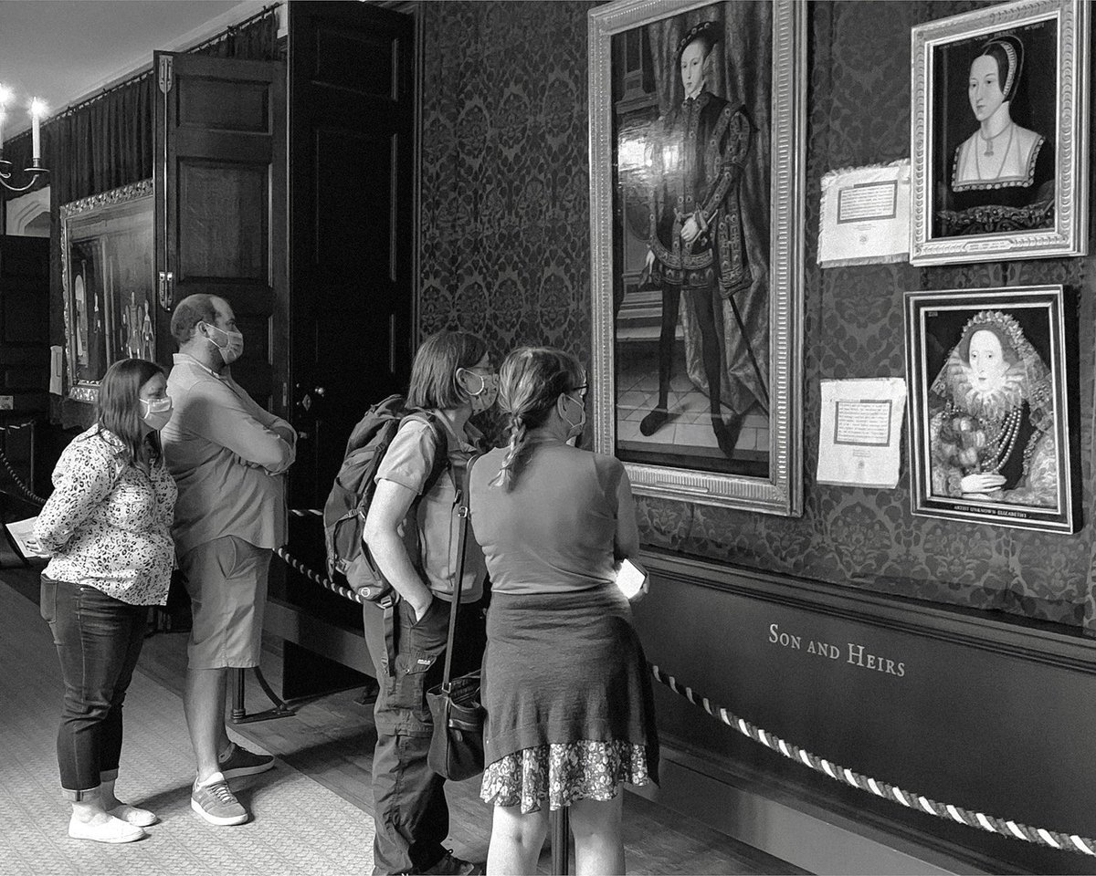 PawelLibera's tweet photo. "After Thomas Struth 2020" - Hampton Court Palace Gallery
It is a very surreal feel visiting cultural institution nowadays.
It was done before by one of the most celebrated artists working in a photographic medium.
Unfortunately this year is slightly different to 1989. https://t.co/slwyhZHClm