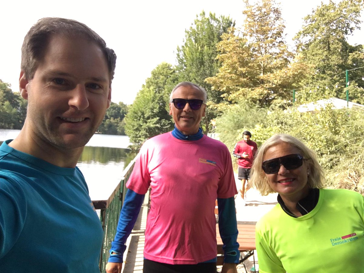 Bestes Laufwetter und ein toller Lauf am Schlachtensee mit Gruß an den #Bundesparteitag der <a href="/fdp/">FDP</a>.
