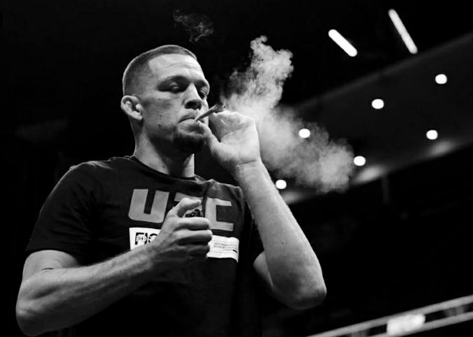 badragee's tweet photo. Like a boss @NateDiaz209 https://t.co/qJAQWPtz4a