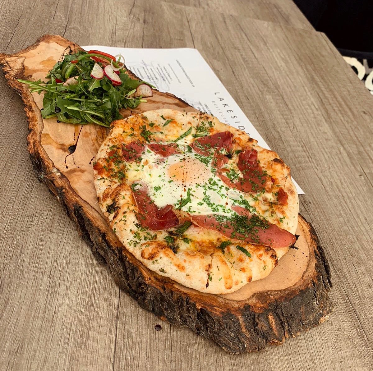 New menu, who’s this?? 🚨 Lakeside Stone Baked Pizza’s and “Street Eats” @ £6. Perfect for a fast, fresh and lighter lunch in between classes. Available NOW alongside our A La Carte and Table D’hote menu🍴Find us in the Management School, Rik Medlik building. Booking advisable
