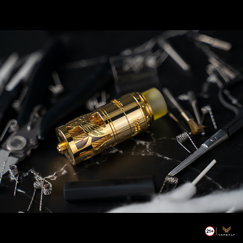 Vapefly #brunhilderta gold is always so eye catching, right??😍😍
vapefly.com 
---Warning: you must be of legal age to vape, thank you😘😘