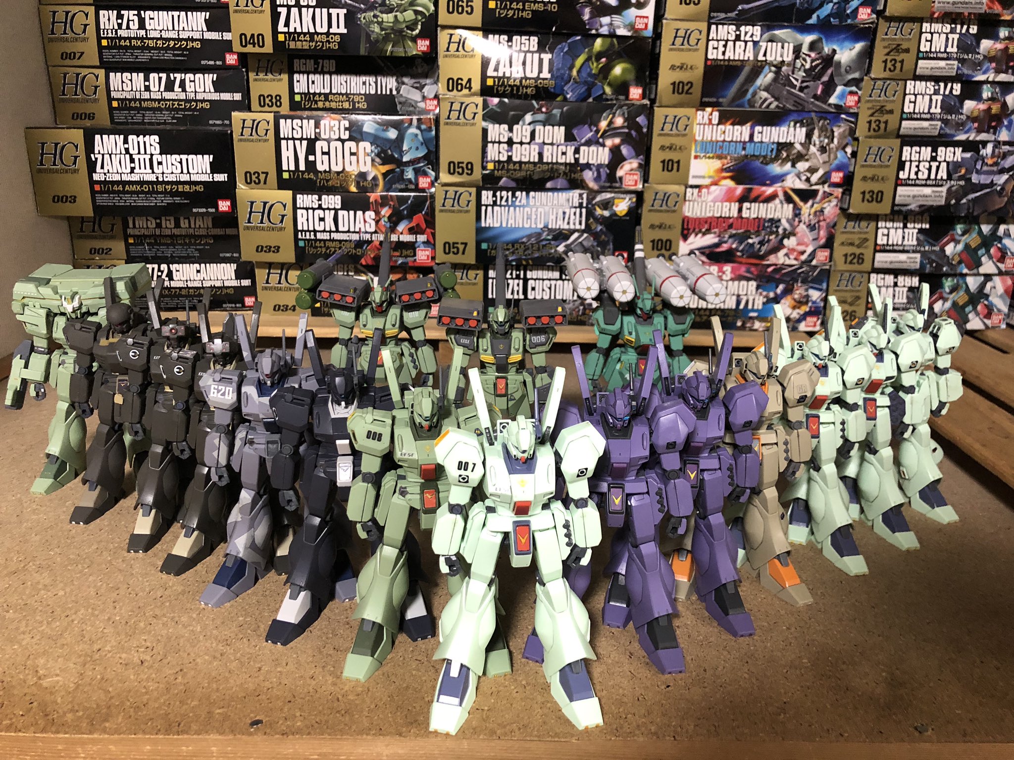 クノティス Hg マグアナック 36機セット制作の僕 1枚目 予約した時の僕 2枚目 届いた時の僕 3枚目 作ってる時の僕 4枚目 完成した時の僕 T Co Ikmt8ji3xs Twitter