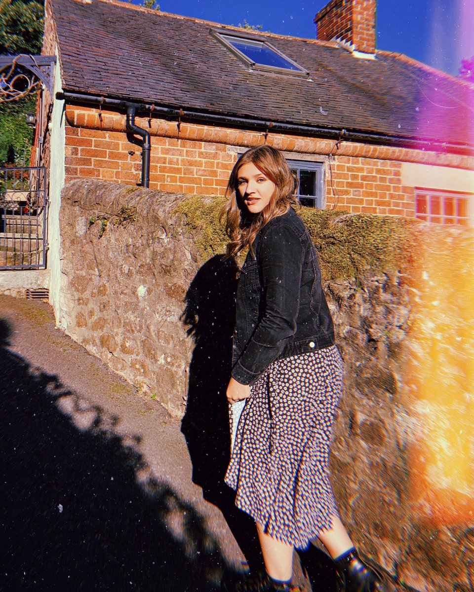 ellsouth's tweet image. Things have been pretty quiet over here the last few months, I think it’s safe to say 2020 hasn’t been the year any of us were expecting.

Finally have something to share with you. Last week I met up @seatbeltsession to record something fun, go give them a follow and stay tuned