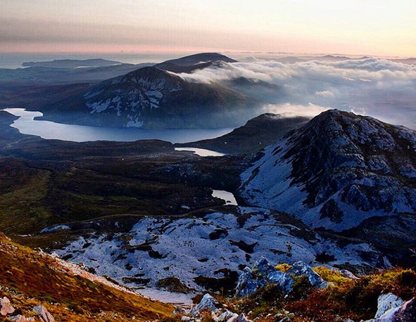 What an early morning view from the top of #Errigal in #Donegal looks like. Not jealous of our friends at @Errigal_Hostel one bit 😍 📷 Prof Galli @Gweedore_WAWay @WAWHour @DonegalHour @govisitdonegal @DiscoverDonegal @broadsheet_ie