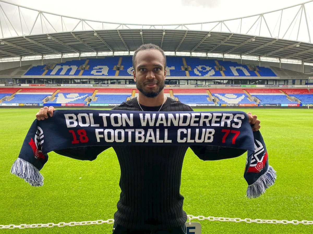 League Two J. Bedeau (Scunthorpe) C. Blackett-Taylor (Tranmere) N. Delfouneso (Bolton)  H. Knibbs (Cam Utd)  H. McKirdy (Port Vale) K. Mooney (Scunthorpe)