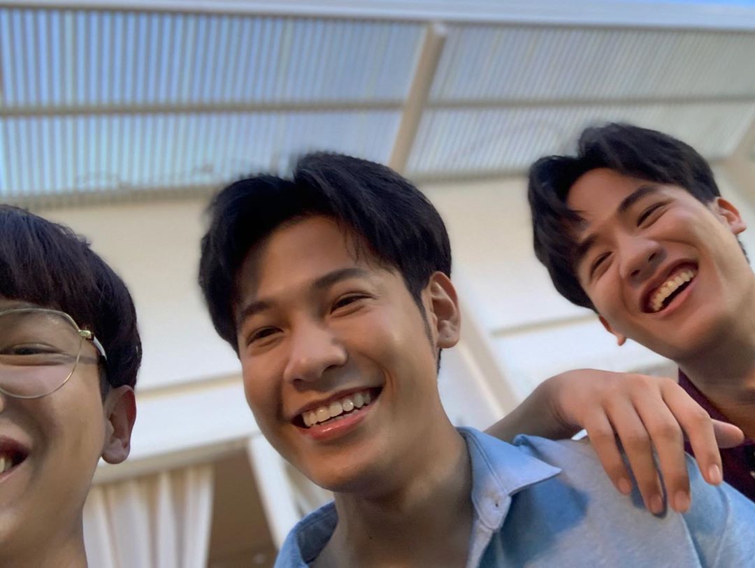 sphyngly_'s tweet photo. thank you for existing. ❤💙💚 https://t.co/kHDStQkeKC