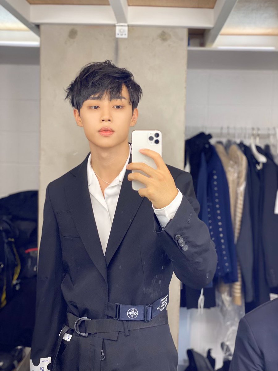 THE BOYZ (๋๋ณด์ด์ฆ) tweet media