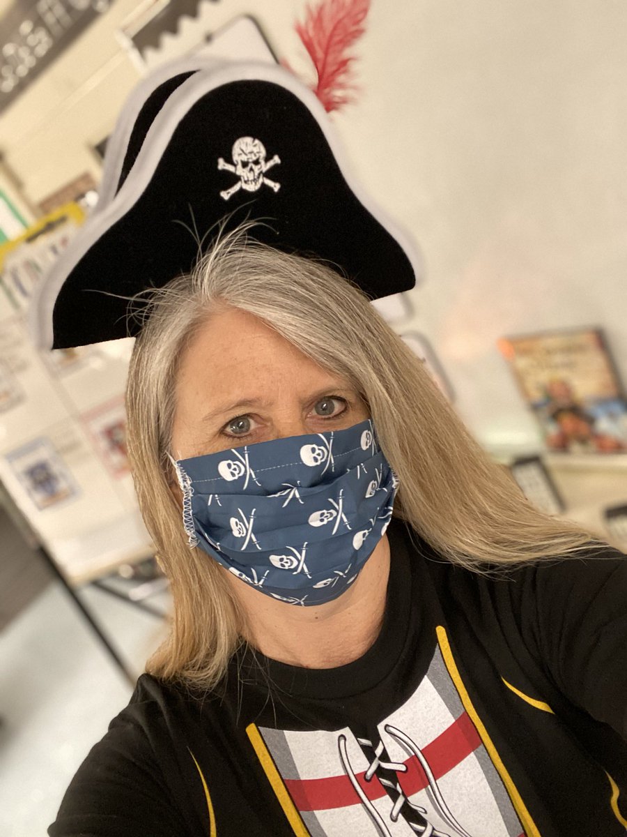 AcademicAnnVCS's tweet photo. Second grade LIVE students had an AWESOME Talk Like a Pirate Day on Friday. So. Much. Fun. #AwesomeOsceola @OsceolaElem #VCStlap https://t.co/MMYoxlIOMU