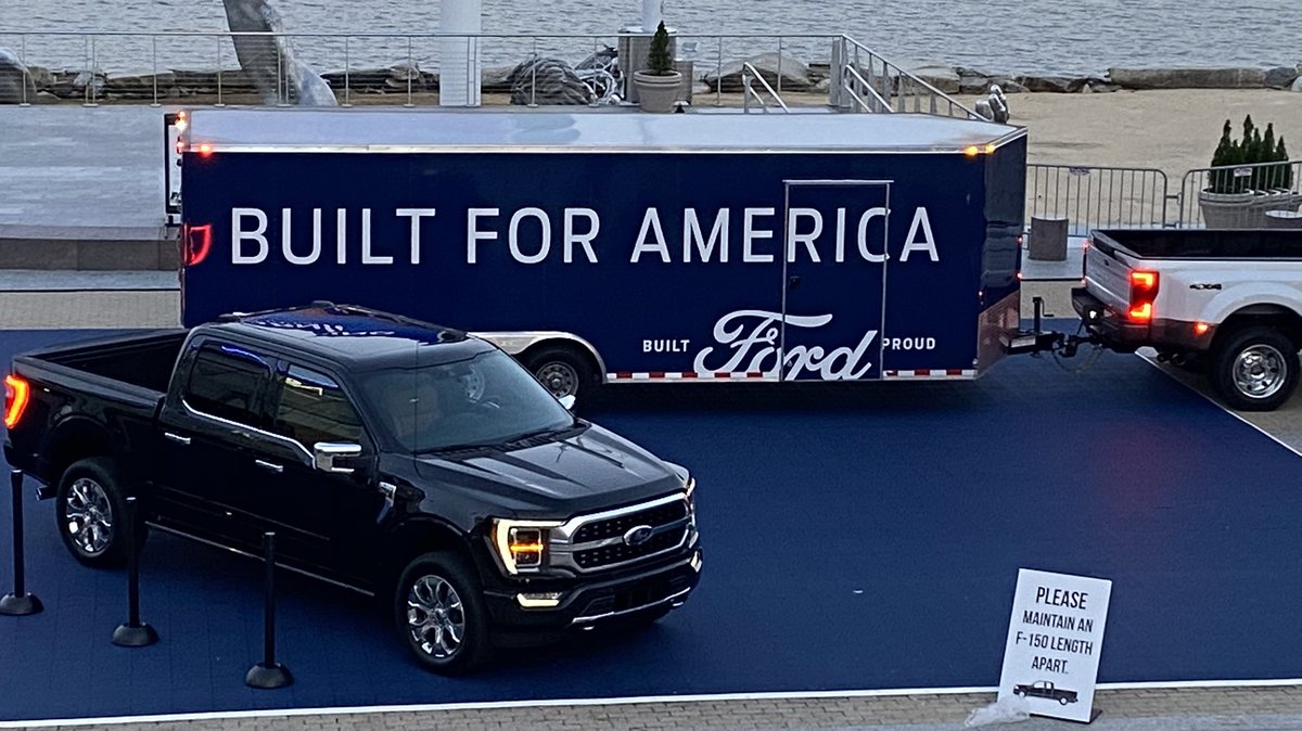 caseygroup's tweet image. Hey DC, the sun is rising on today’s @Ford event at @NationalHarbor - come check out the 2021 #F150 and . #BuiltForAmerica #BuiltForDC