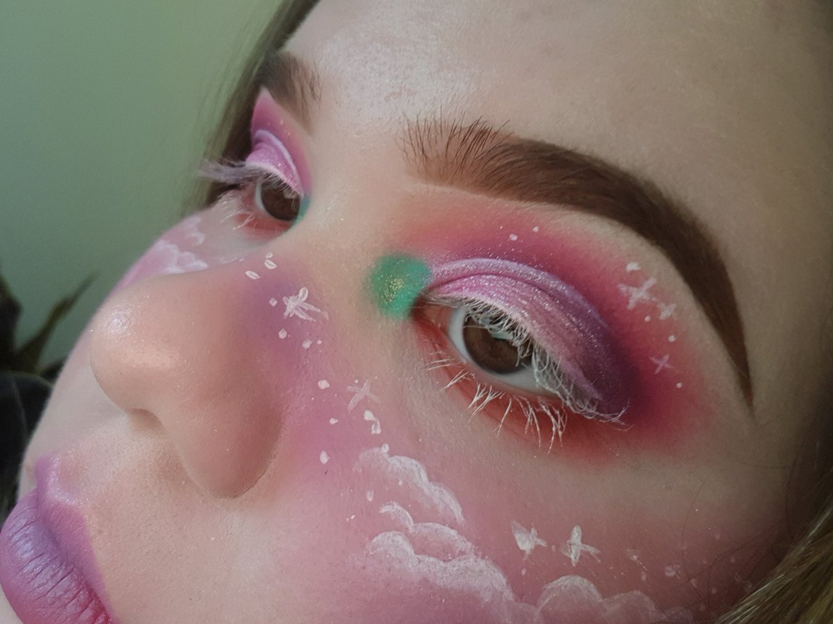 pag0005's tweet photo. Cloud envy!!
#makeup #cloudmakeup #makeupideas #instagramposts https://t.co/ieVETZkS66