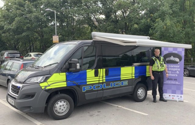 WYP_KirkRural's tweet image. Officers 👮‍♂️👮‍♀️from Rural attended a Positive Recruitment Event at Aldi in Milnsbridge @WYPositiveActn 
#CouldYou