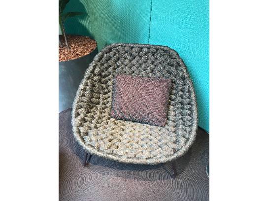 DIFFANational's tweet photo. Huge thanks to our friends at ddc Outlet for donating this Shito Armchair by Paola Lenti for our DBD Auction 2019! For more information, head to https://t.co/Zhdp6b9VRh
#DIFFAnational #ddc #shitoarmchair #interiors #furnituredesign #interiordesigncommunity #makeaDIFFArence https://t.co/exgOiU8RAm