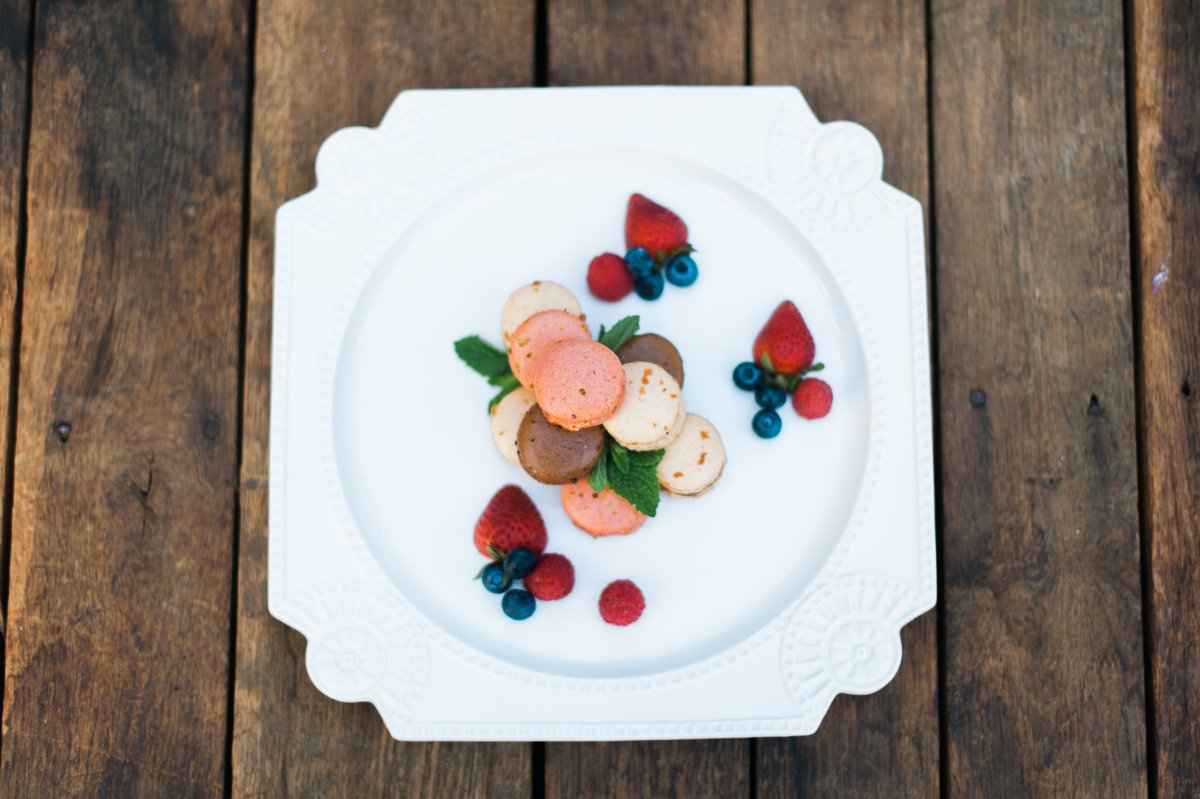 CHARGER, EMBOSSED SQUARE
.
.
Our charger never looked so good!  Yum!  Did you celebrated anything this past weekend?
.
.
.
#charger #dessert #ncevents #ncweddings #trending #event #northcarolina #sweetdreameats #weekend #parties #celebrate