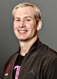 Happy birthday ⁦<a href="/smccloskey30/">Sean McCloskey</a>⁩ !  Thank you for being an awesome leader and teammate. Cheers to an outstanding year ahead!  ⁦<a href="/TMobile/">T-Mobile</a>⁩