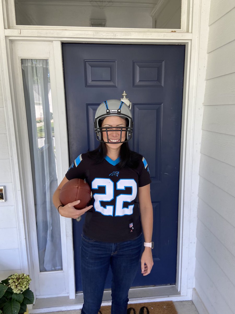 Let’s go <a href="/CMMS_Culture/">CMMS Culture Committee</a> and <a href="/CMMSCougars/">Carroll LT Magnet</a> #SpiritWeek! Why yes, that is my 7yo’s jersey and helmet 😅