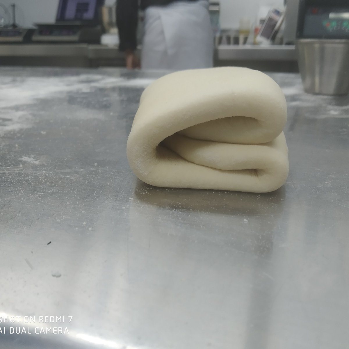 Primeres classes de pastisseria @Hug_Roger_III. Pasta de full. Hojaldre