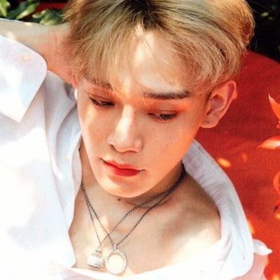 HossainMehrin's tweet photo. Happy late birthday to chen!!! Ah sorry for late  ☹︎ ......  thanks for everything jongdae ! We will support you no matter what ! @weareoneEXO #AngelChenDay #CHEN #jongdaeday https://t.co/6esylgG3zw