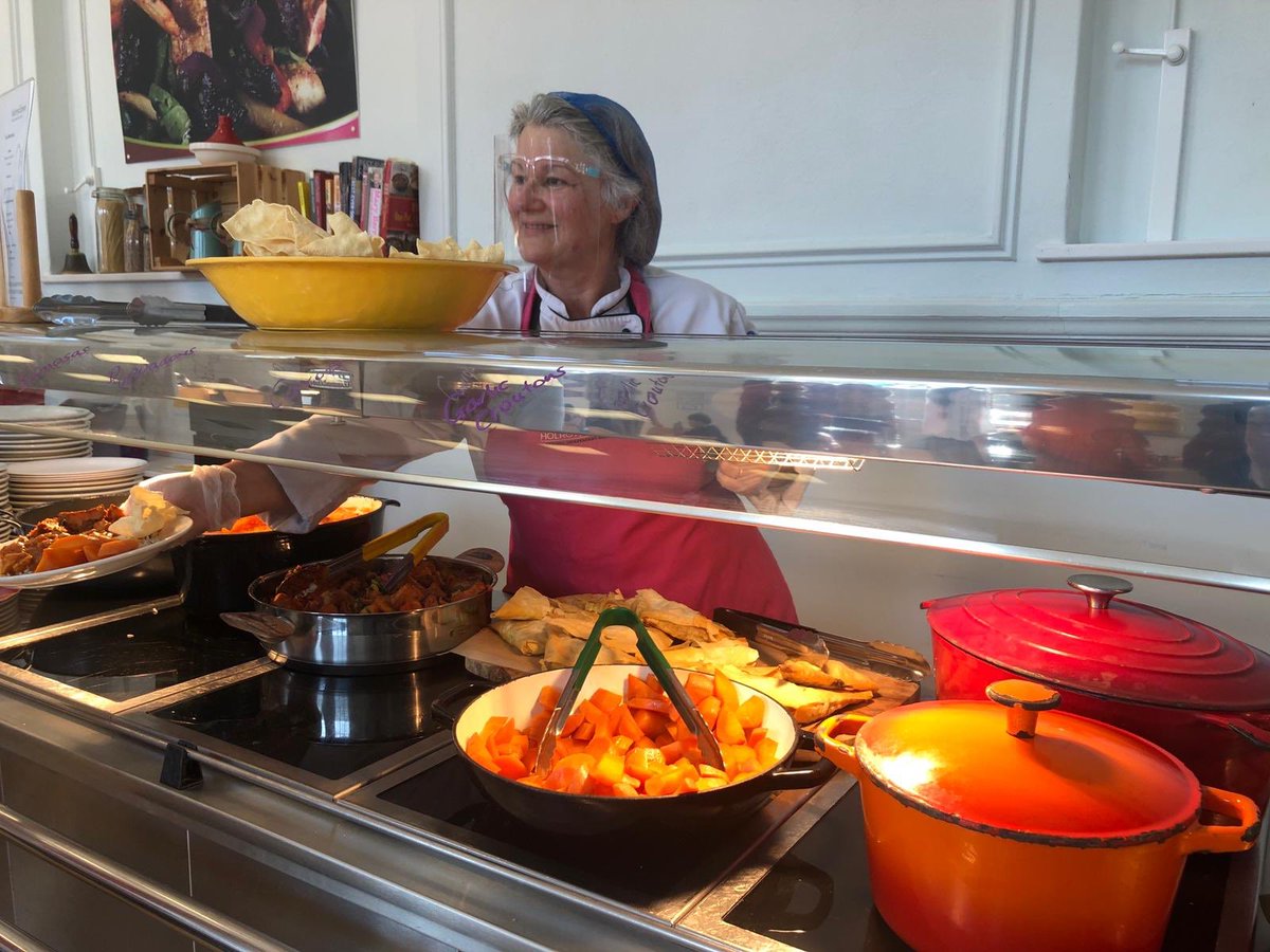 AltonSchool1938's tweet photo. Lorna, our fantastic catering manager plans menus to ensure ingredients are sustainably sourced, healthy and seasonal whilst ensuring minimal food wastage. #FutureProofFood @HolroydHowe #mondaythoughts https://t.co/B7AJ5aCx9i