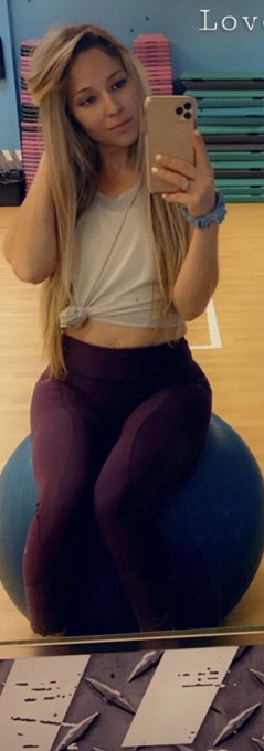 Hit the gym work that ass 😇 https://t.co/iHaCDG4YqR<a href="/tag/legs"class="tags"><span>#legs</span></a><a href="/tag/snapchat"class="tags"><span>#snapchat</span></a><a href="/tag/wife"class="tags"><span>#wife</span></a><a href="/tag/blonde"class="tags"><span>#blonde</span></a><a href="/tag/nudes"class="tags"><span>#nudes</span></a><a href="/tag/stripch"class="tags"><span>#stripch</span></a>