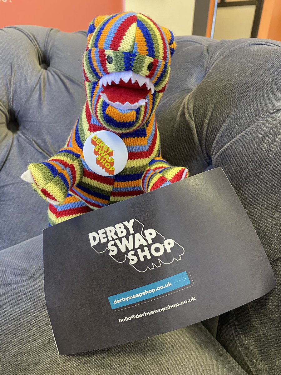 AsktheChameleon's tweet photo. This little ๐ฆ made his #livetv debut this morning for @DerbySwapShop #pitch to @MarketingDerby #InnovationWeek - but can you remember what is name was on the original #multicolouredswapshop show? Rawr ๐ฆ https://t.co/phBwgpuAep