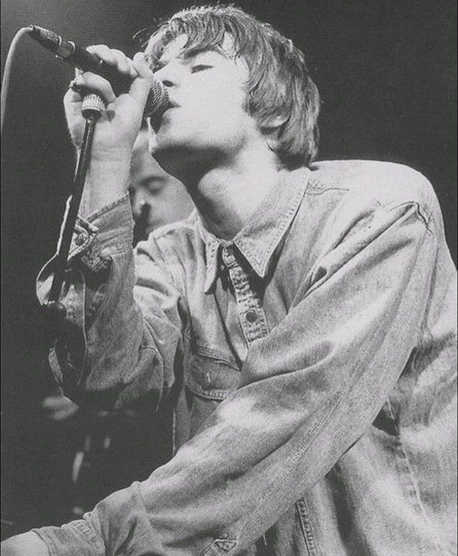 Happy 48th birthday to Liam Gallagher - lead singer of Oasis from 1991 to 2009.   