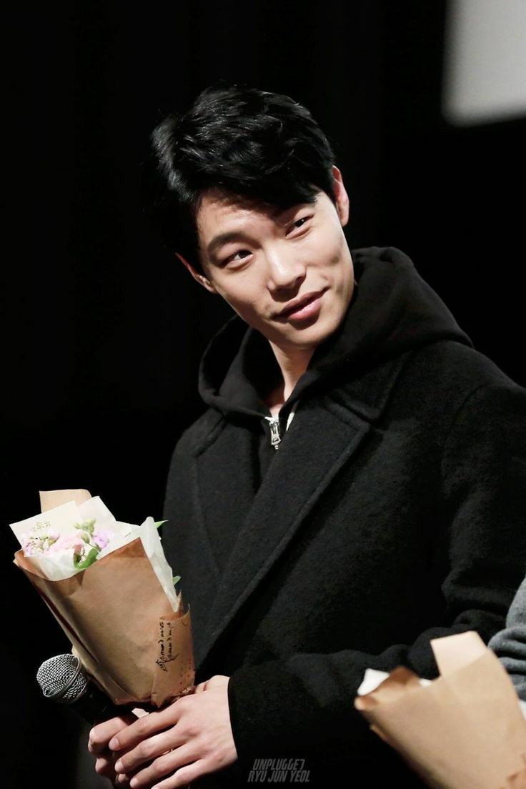 Through the nightOh I wish for your loveAnd that smile that you have to remainI give all my love to you  ALL MY LOVE by  #ParkBoGumI wish  #RyuJunYeol will feel loved as much as I feel loved whenever I listen to this song.  #RJYBDAYCOUNTDOWN  #RJYD26