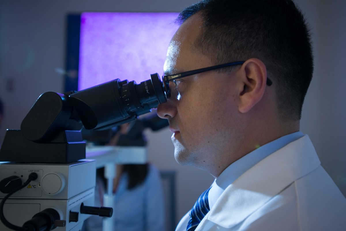 We're hiring! <a href="/WCMCPathology/">Weill Cornell Medicine Pathology</a> and <a href="/EngIPM/">EngIPM</a> offer a two-year Research Pathology Fellowship in Precision Medicine, with major exposure to oncologic #pathology.

Learn more and apply today: nature.com/naturecareers/…