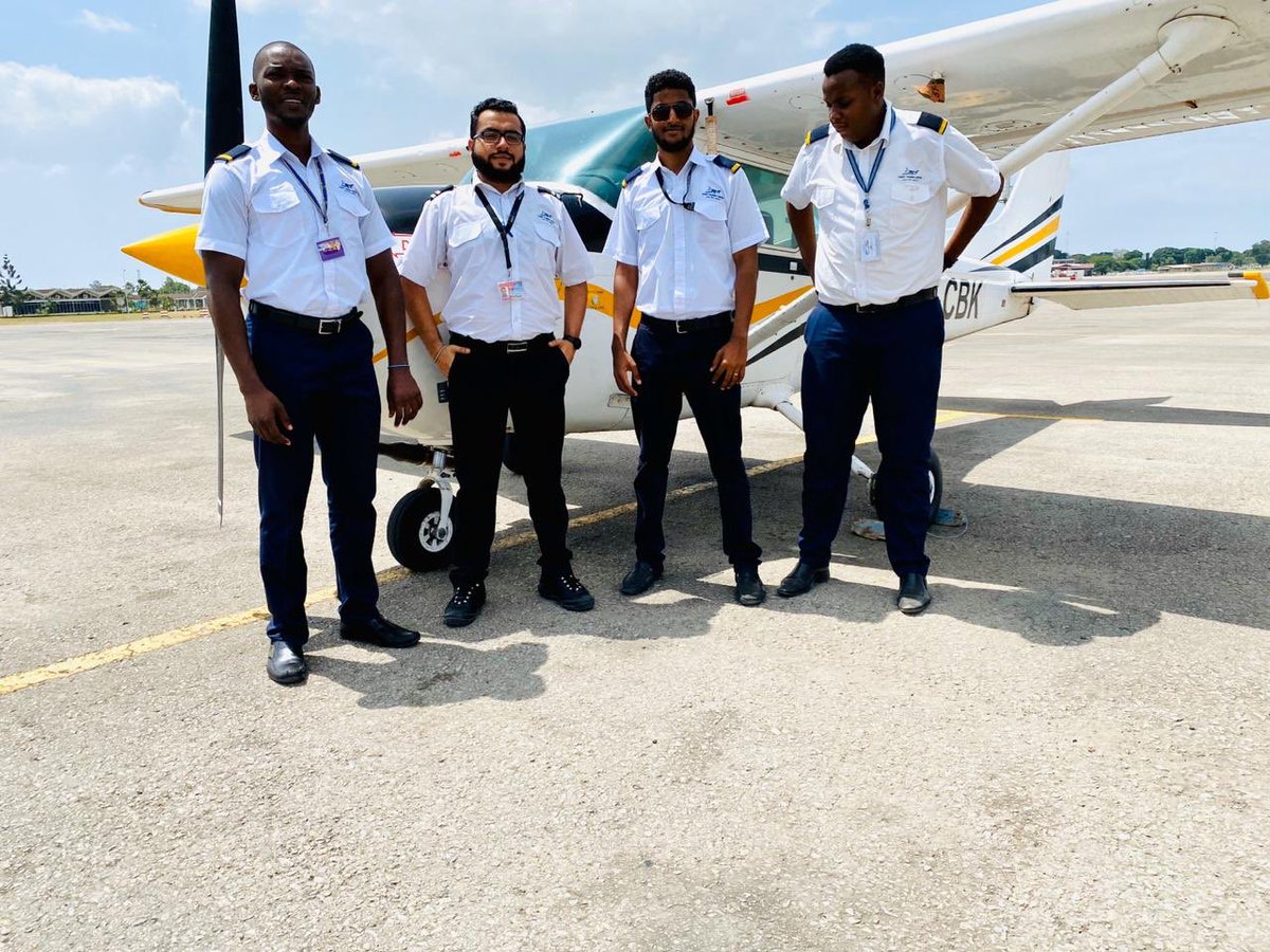 Fly_ftc's tweet photo. TGIM....
Our dapper students at FTC Mombasa....
#flyFTC #flighttrainingcentre https://t.co/YqtUT3wmpH