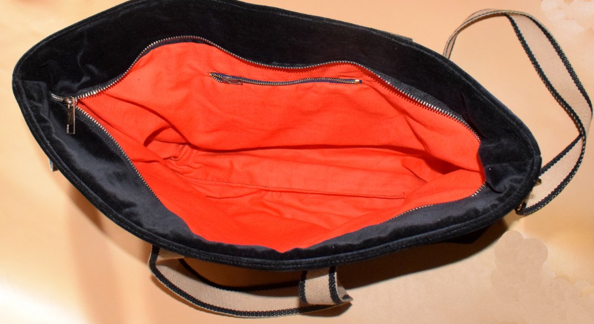 NATTYARTPRO1's tweet image. Are you looking bags manufactureing unit ?
#cottonvelvetbags
#cotton_velvet_bags
#bags_manufacturer
#promotionalproducts 
totebagfactory01@gmail.com