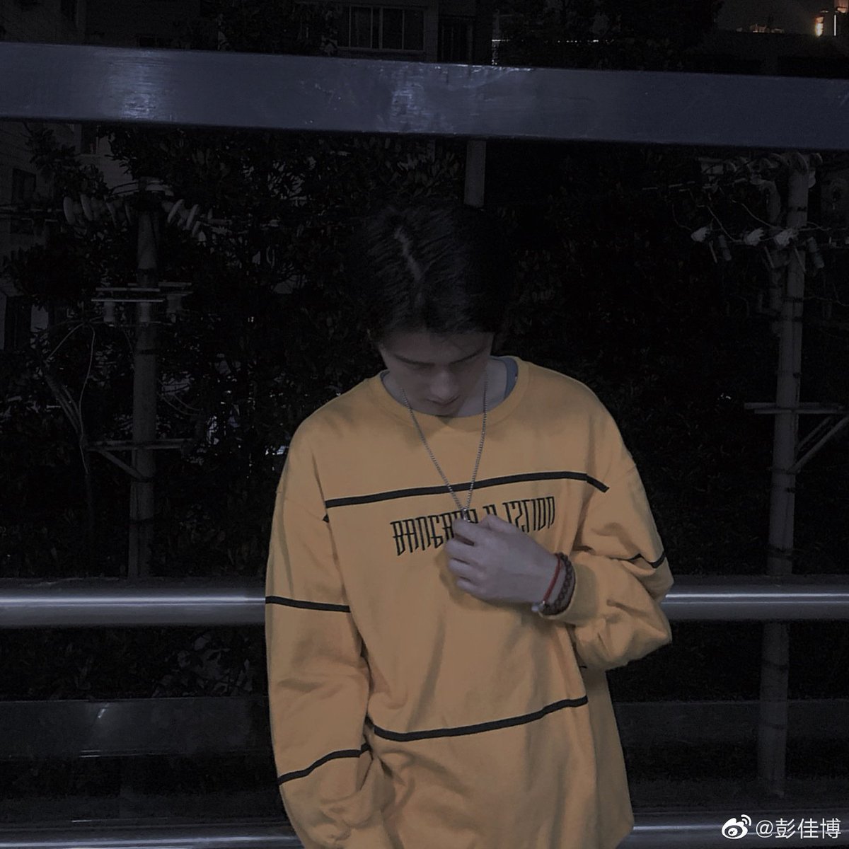 pengjiaboryanph's tweet photo. [ WEIBO UPDATE ]
09•21•20

[junjie.ryan]
"When I was running toward the sun, the sun came over me." ​​​

Follow him on
📷Ig &amp; Douyin : junjie.ryan
🐤Twt: @JunjieRyan
👁️‍🗨️Weibo : 彭佳博

#PengCheng
#Pengjiaboryan
#RyanPeng
#JunjieRyan https://t.co/t44MI7aiqK