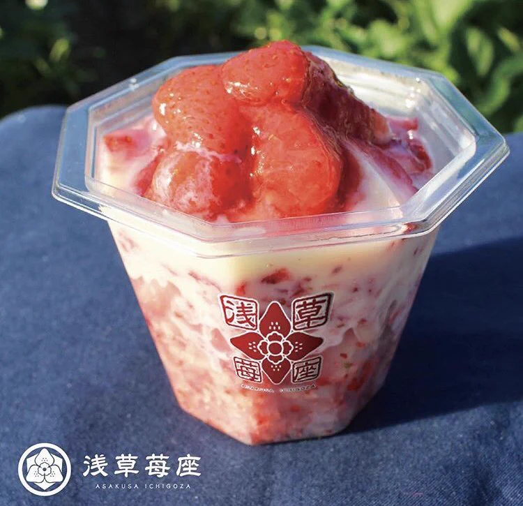 東京都浅草にあるお店「浅草苺座」の苺スイーツがおいしそう。