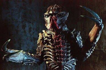 人間食べ食べカエル 在 Twitter 上 エイリアンのパチモンの中でも特に出来が良いのは かなり本家に近い形状のヤツが出てくる エイリアン ライジング どちらかというとプレデターな見た目のエイリアンが暴れる エイリアンx 半メカのケンタウロスみたいな超