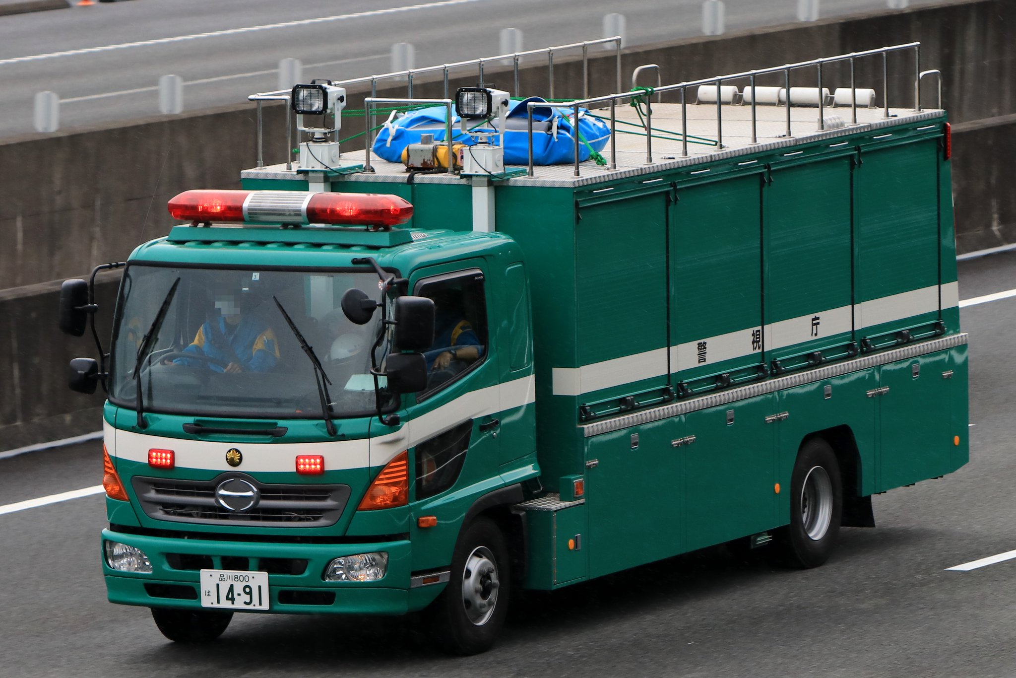 日産シビリアン LV-N142 警視庁機動救助隊