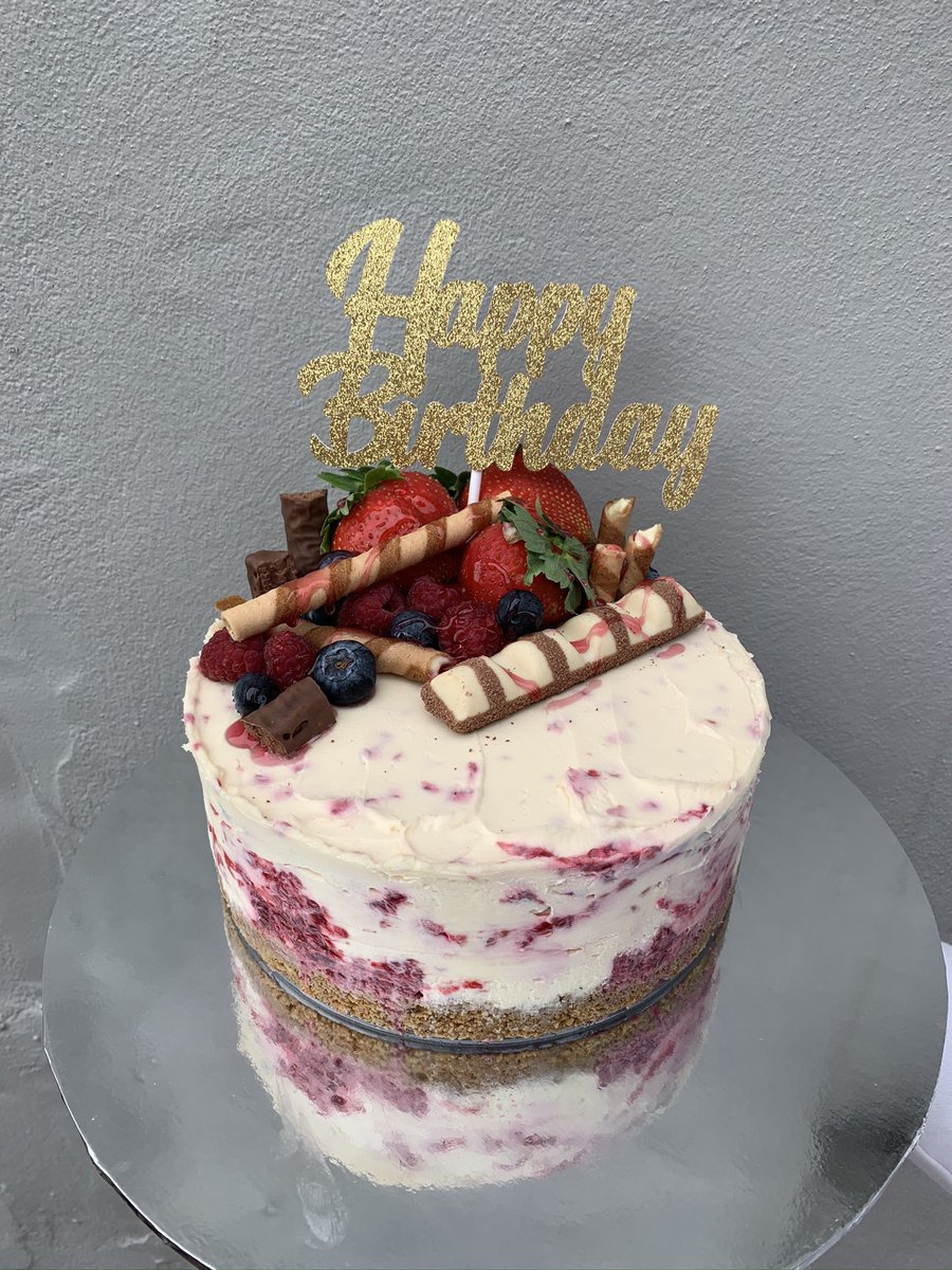 Demijocolc's tweet photo. • Support a small business •
A like, comment or share can go a long way🤍 
Instagram : cjscheesecakes_ https://t.co/2I6GzPAwZH